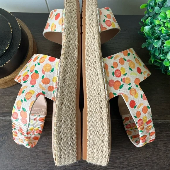 Cole Haan Pinch Sandals Marine Classic Espadrilles Fruit Print Size 7.5 B - Picture 15 of 16